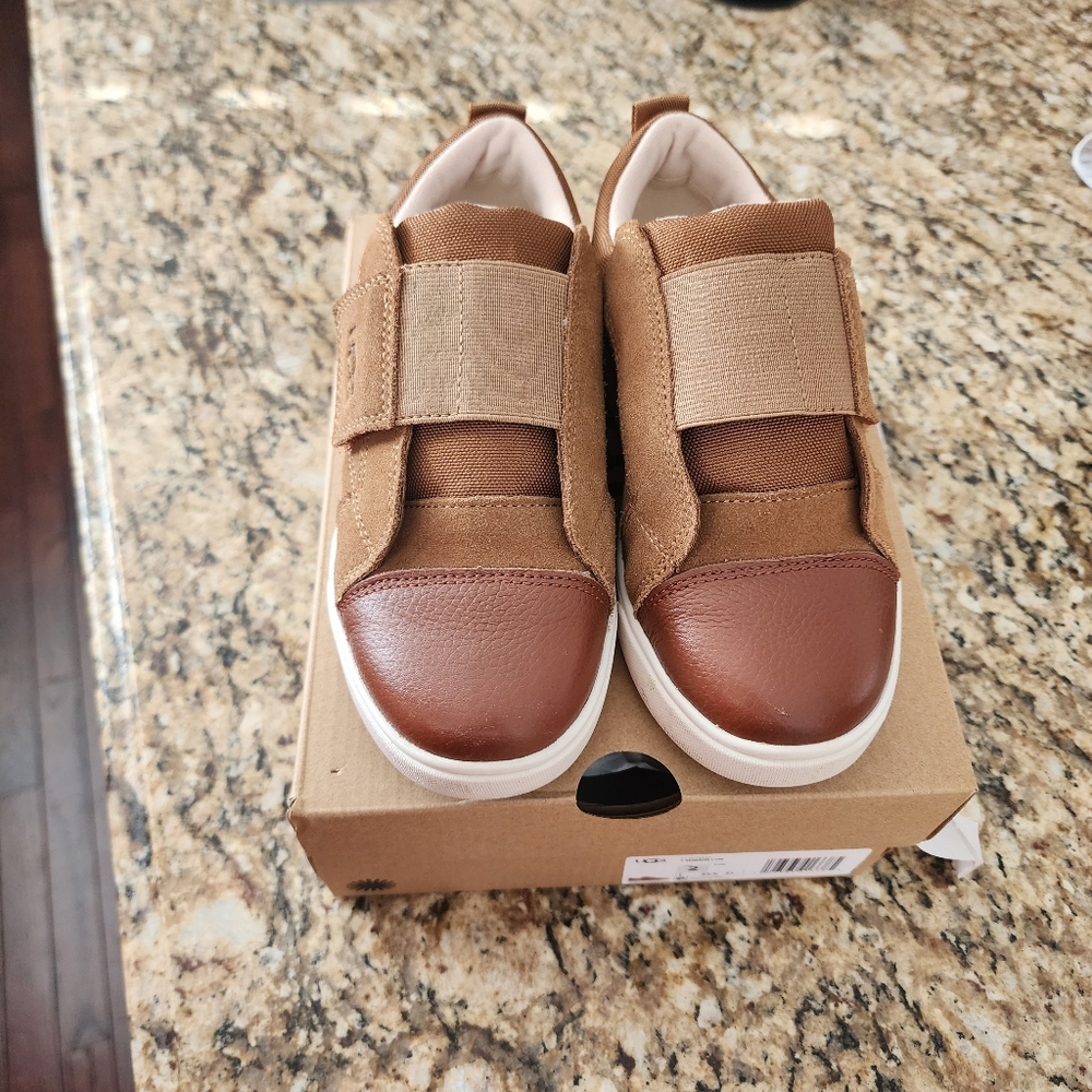 Kids UGG Brown Sneakers